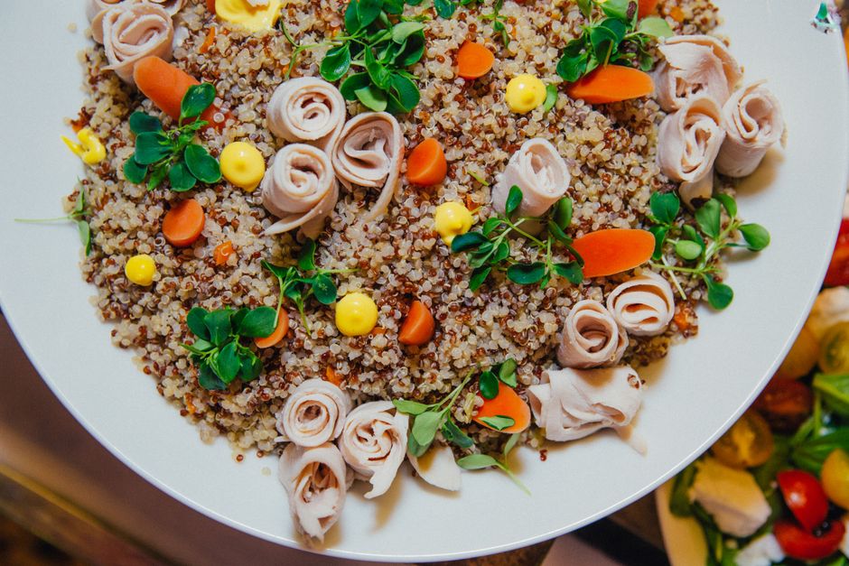 Zöldséges quinoa saláta